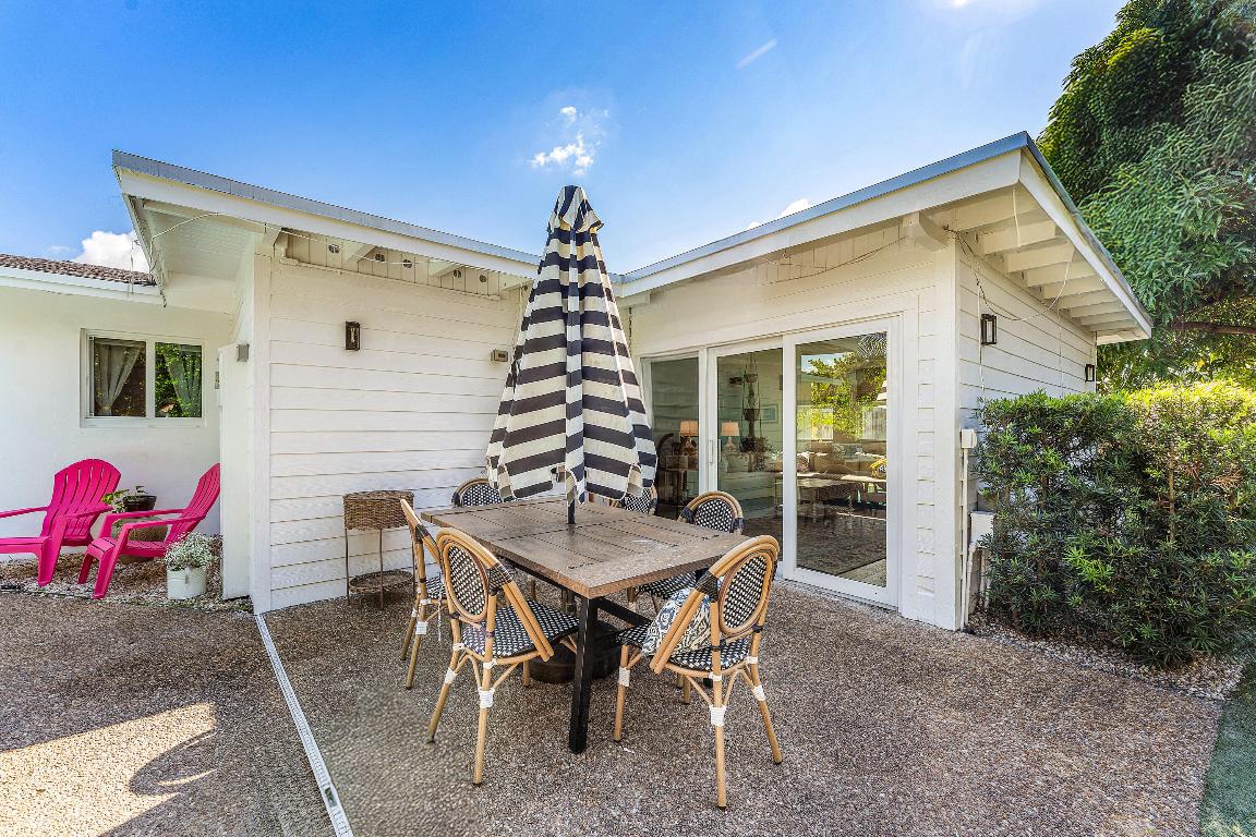 514 N Dover Rd Tequesta, FL 33469