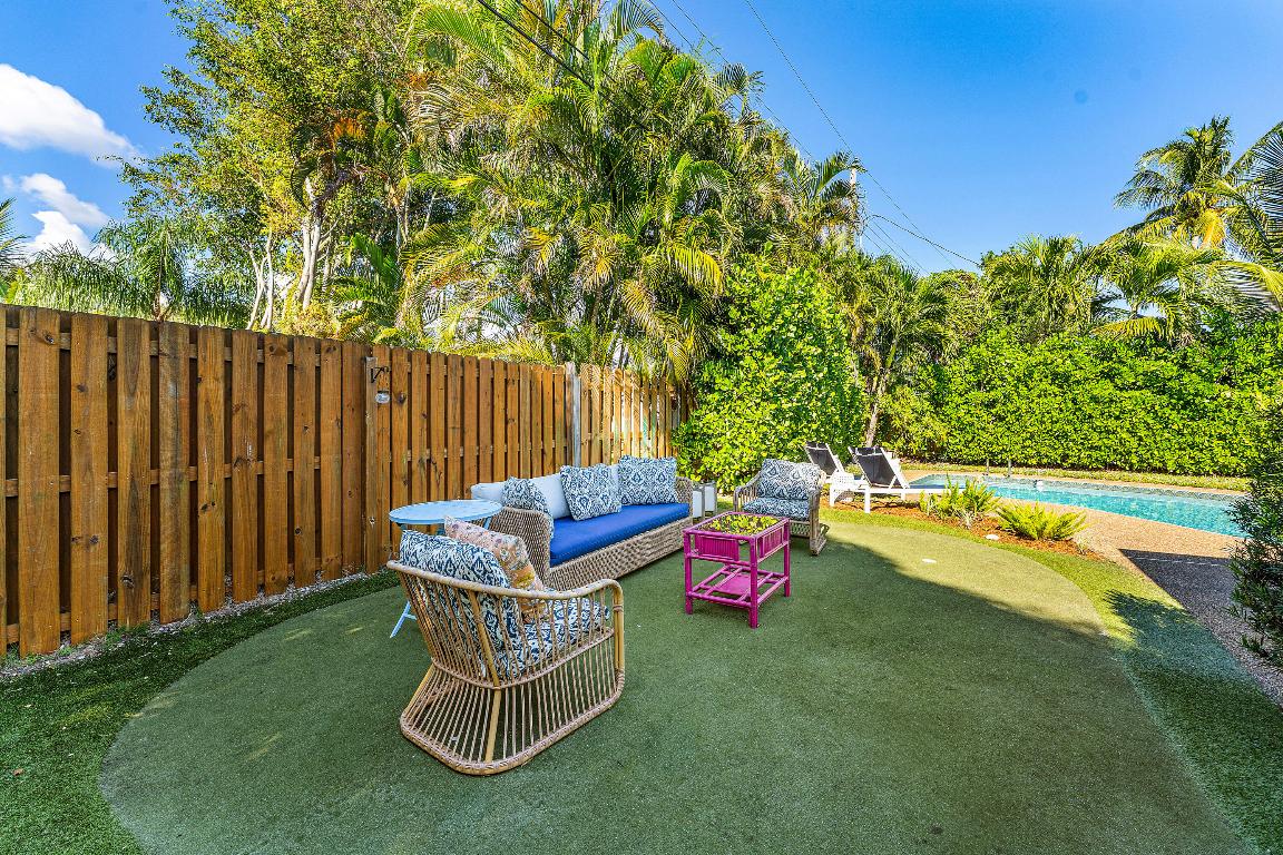 514 N Dover Rd Tequesta, FL 33469