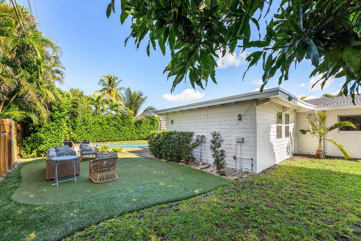 514 N Dover Rd Tequesta, FL 33469