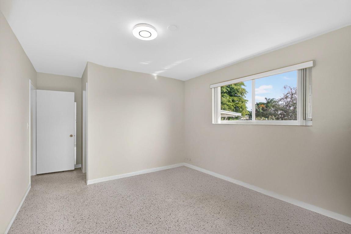 726 Flamingo Way North Palm Beach, FL 33408