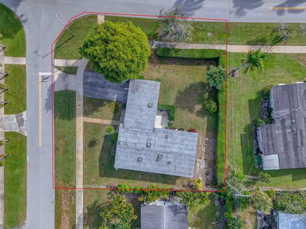 726 Flamingo Way North Palm Beach, FL 33408