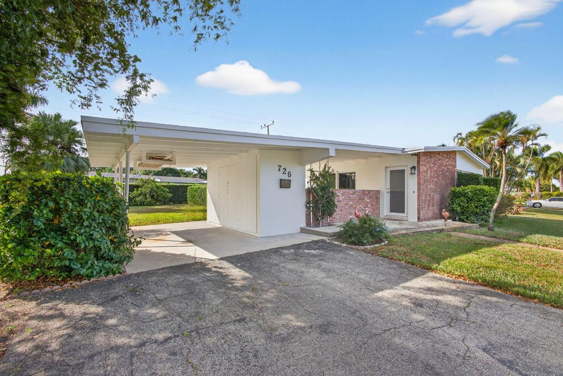 726 Flamingo Way North Palm Beach, FL 33408