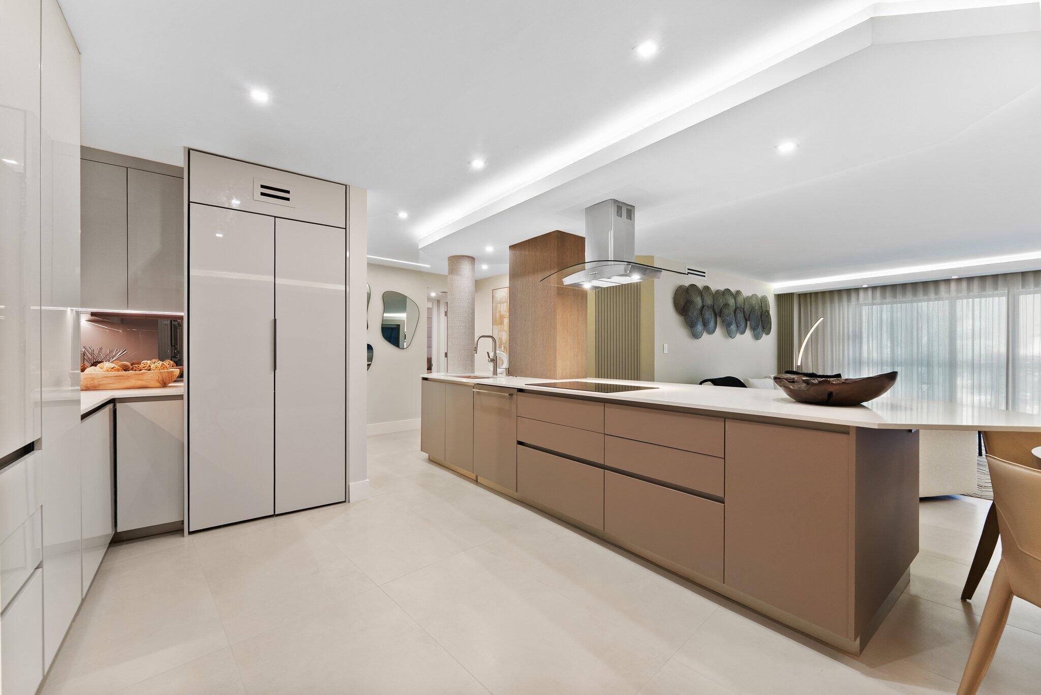 875 E Camino Real #2g