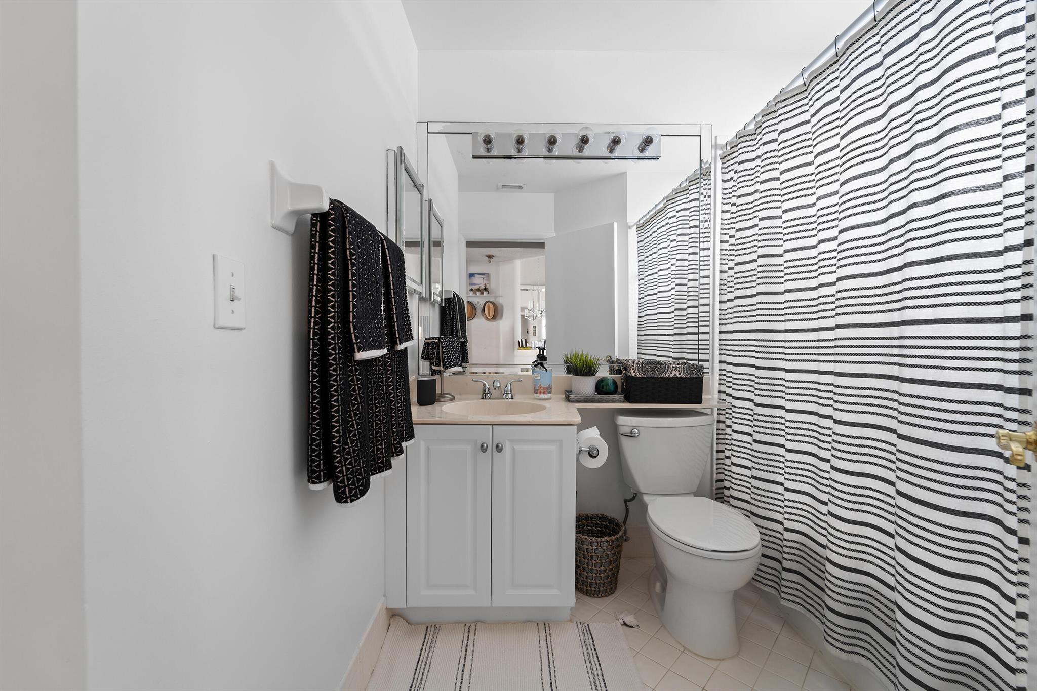 5415 Verona Dr #O Boynton Beach, FL 33437