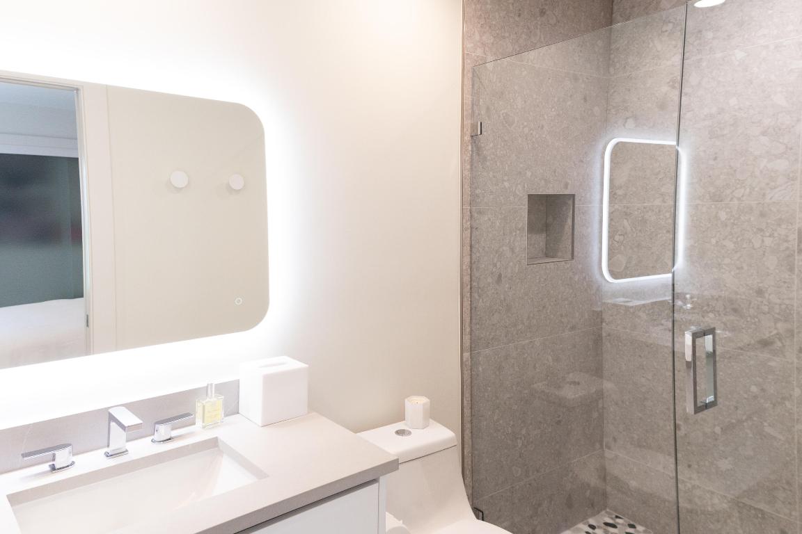 2291 Las Casitas Dr Wellington, FL 33414