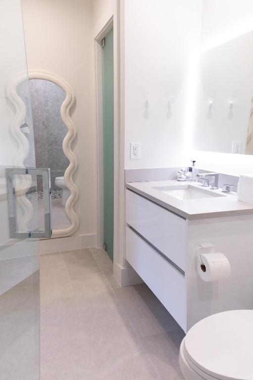 2291 Las Casitas Dr Wellington, FL 33414