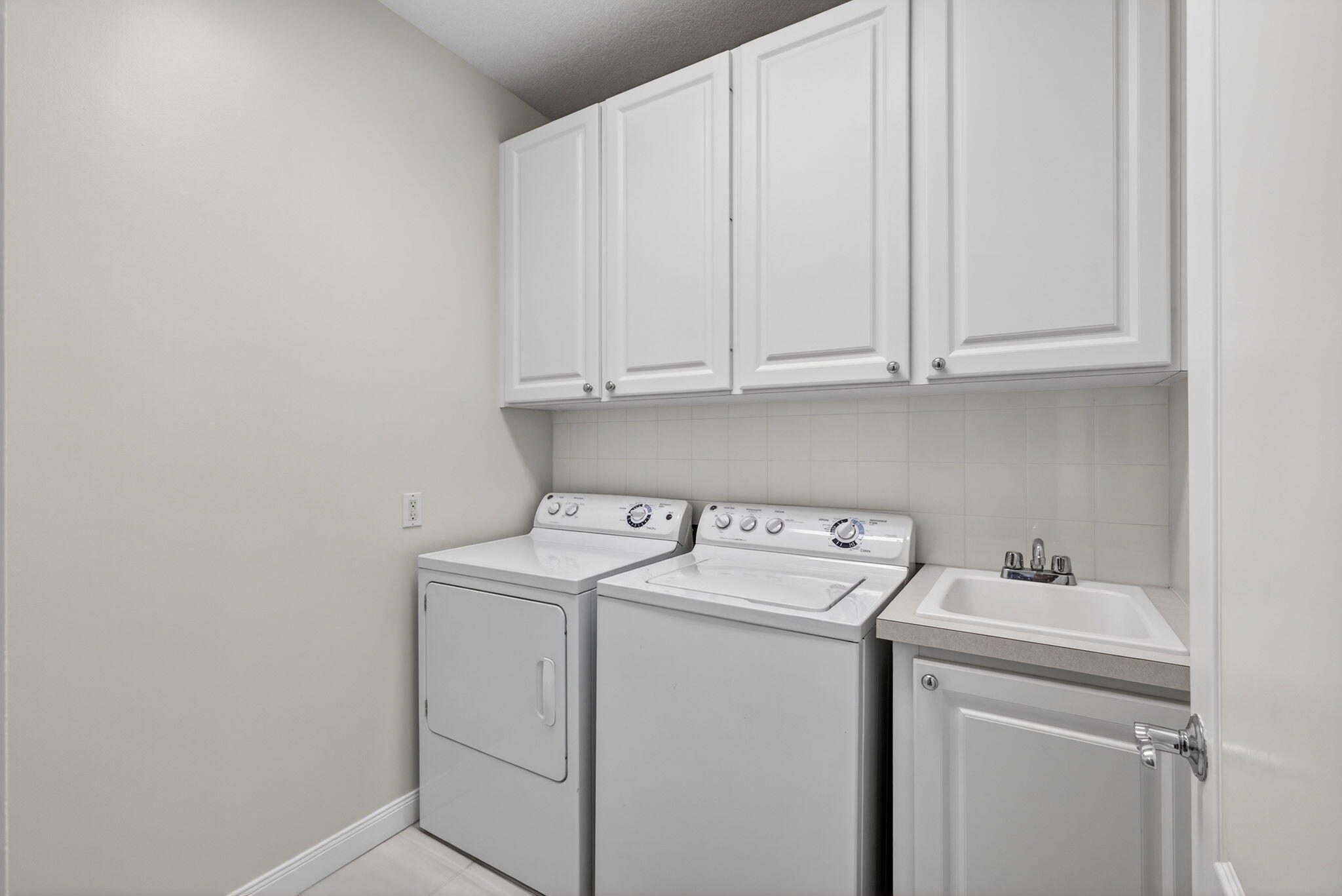 4118 Parkside Jupiter, FL 33458