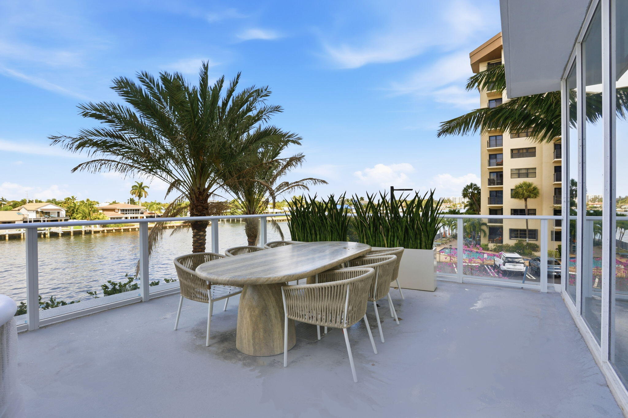 407 N Riverside #205 Pompano Beach, FL 33062