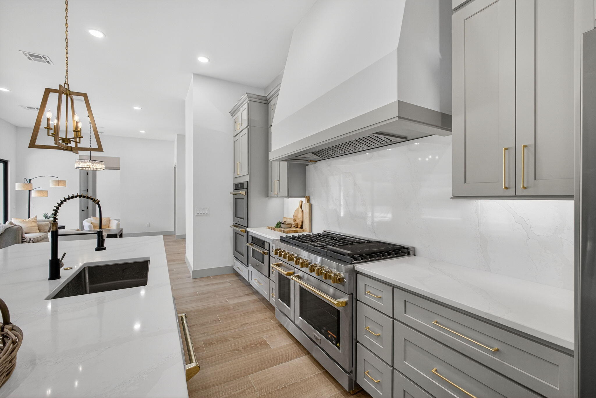 18240 SE Heritage Tequesta, FL 33469