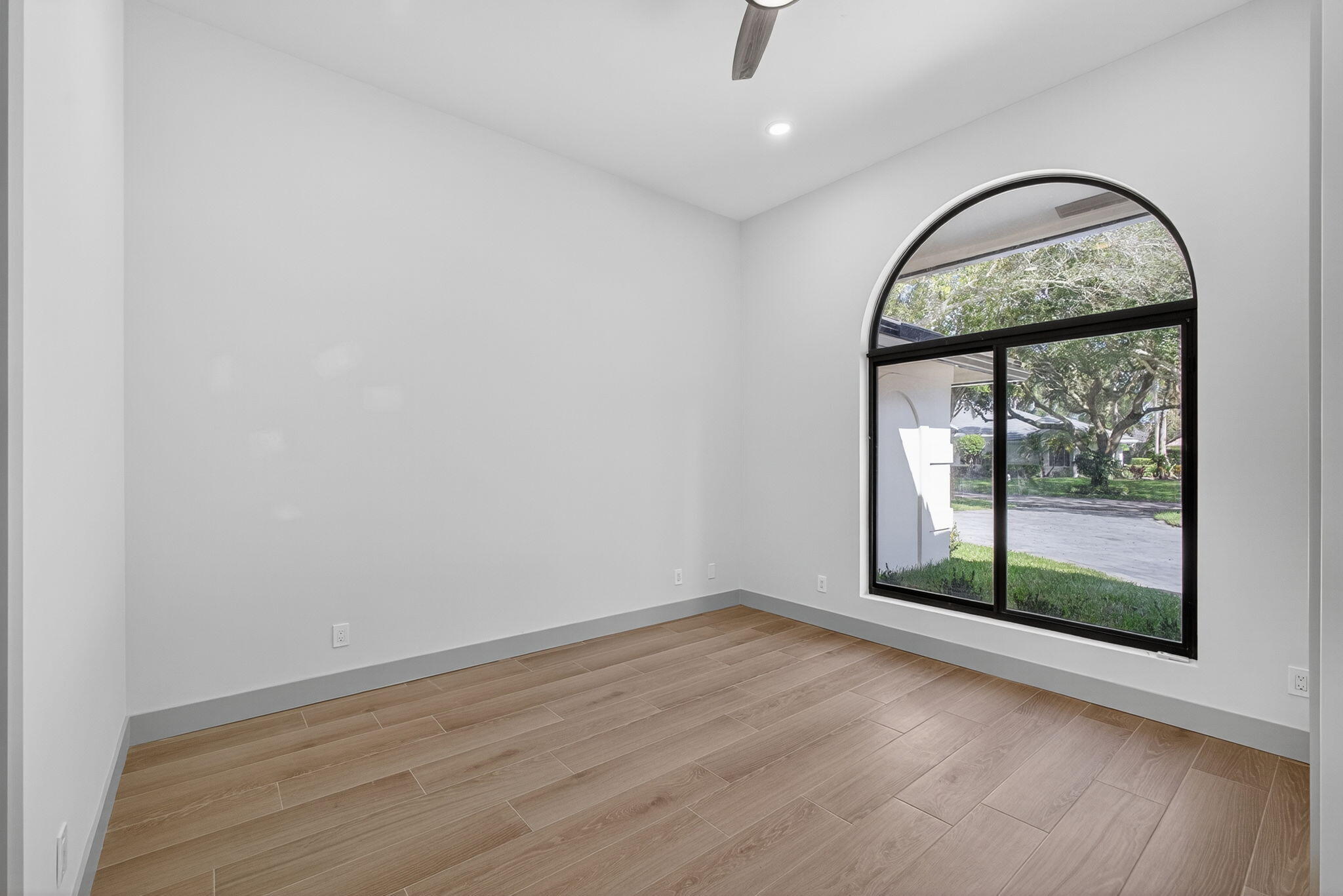 18240 SE Heritage Tequesta, FL 33469