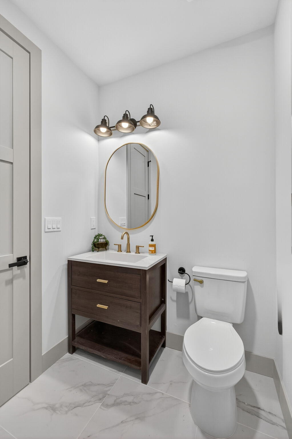 18240 SE Heritage Tequesta, FL 33469