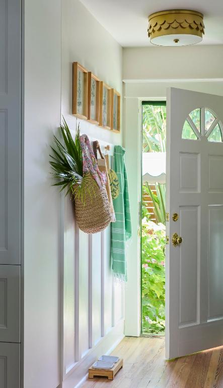 310 Vallette West Palm Beach, FL 33401