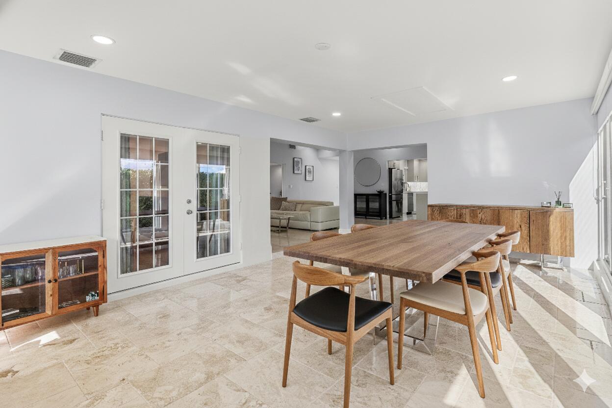 2105 NW 12th Delray Beach, FL 33445