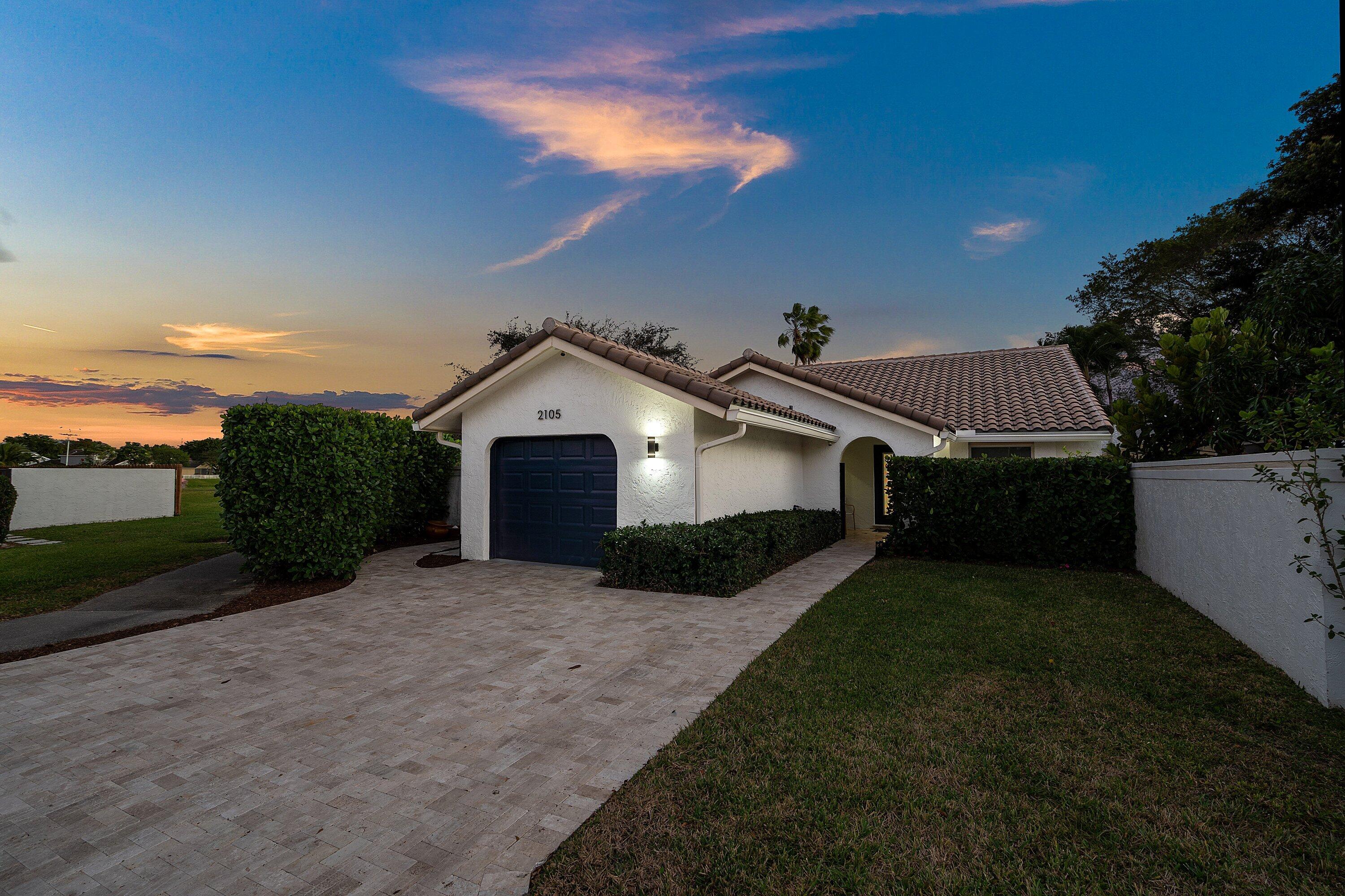 2105 NW 12th Delray Beach, FL 33445