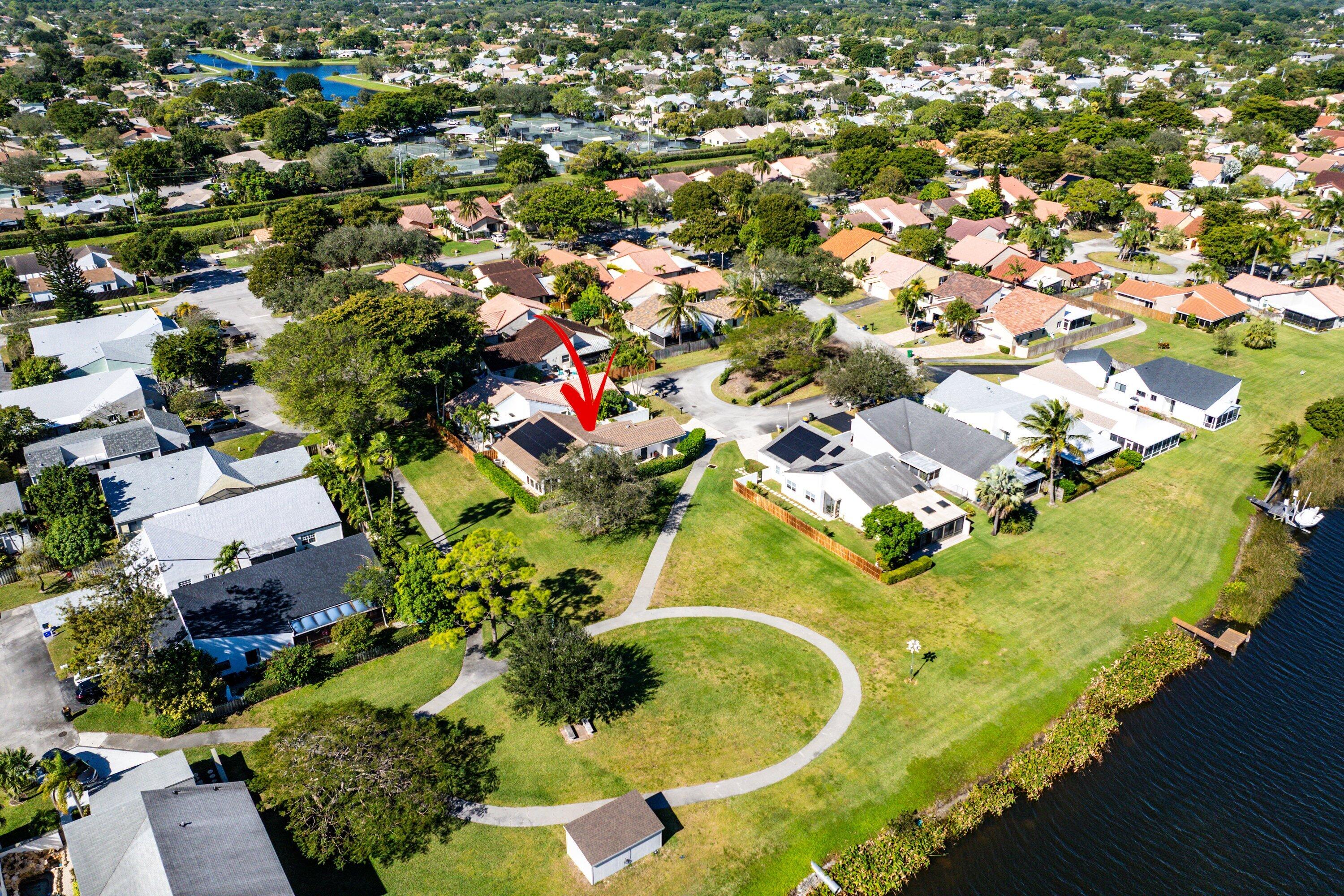 2105 NW 12th Delray Beach, FL 33445