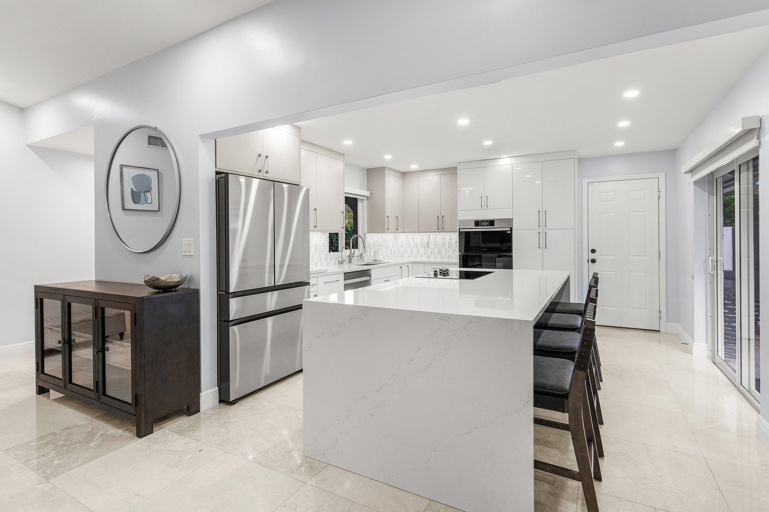 2105 NW 12th Delray Beach, FL 33445