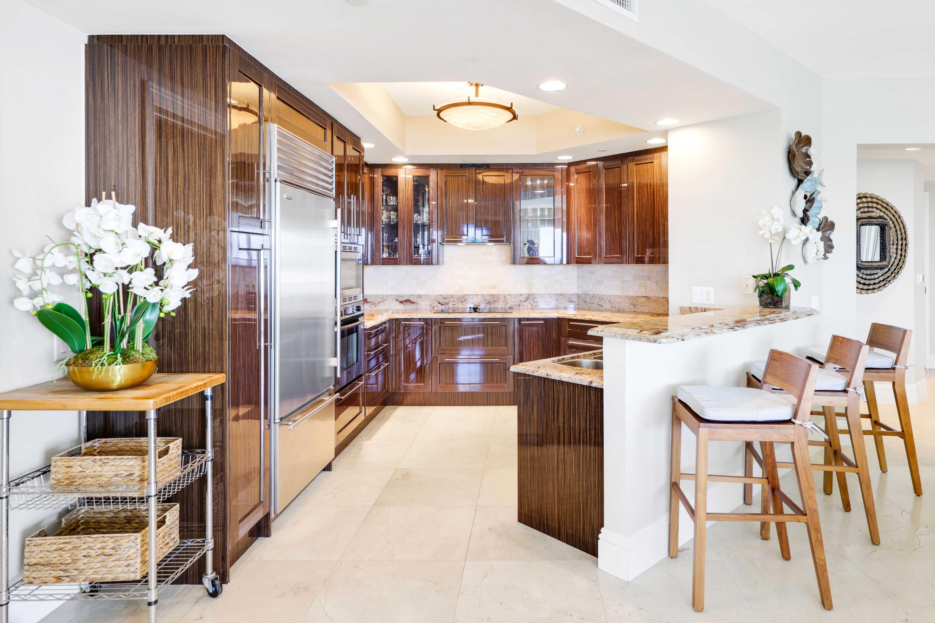 2700 N Ocean #905b Riviera Beach, FL 33404