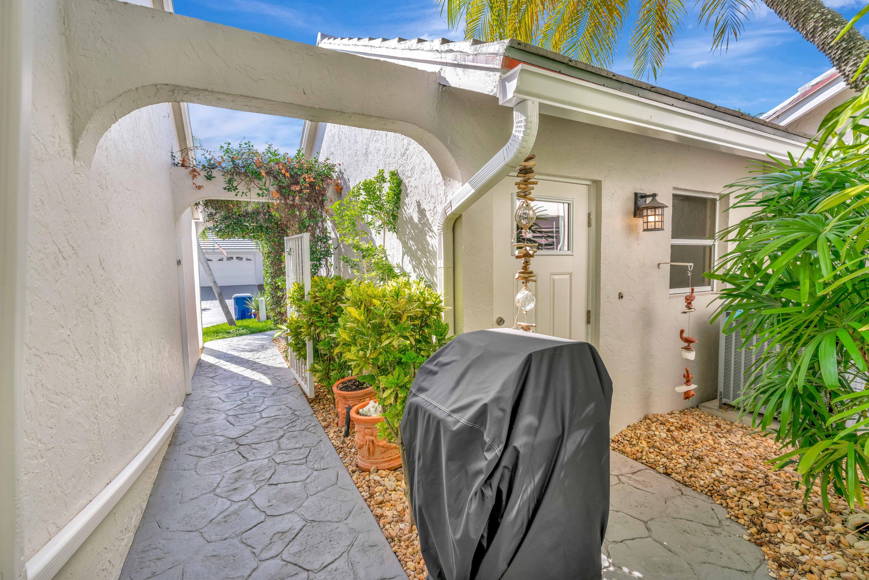 1000 N Us Hwy 1 #658 Jupiter, FL 33477