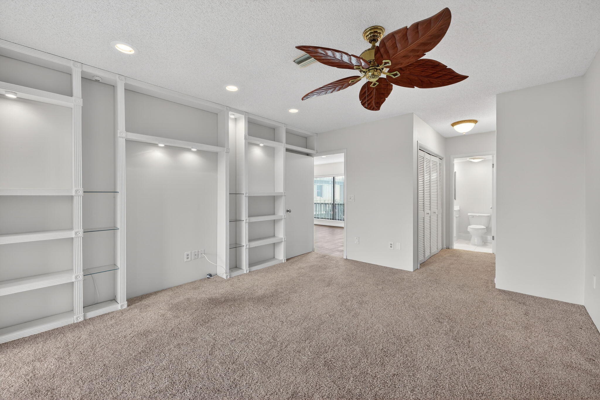 16 SE Turtle Crk #E Jupiter, FL 33469