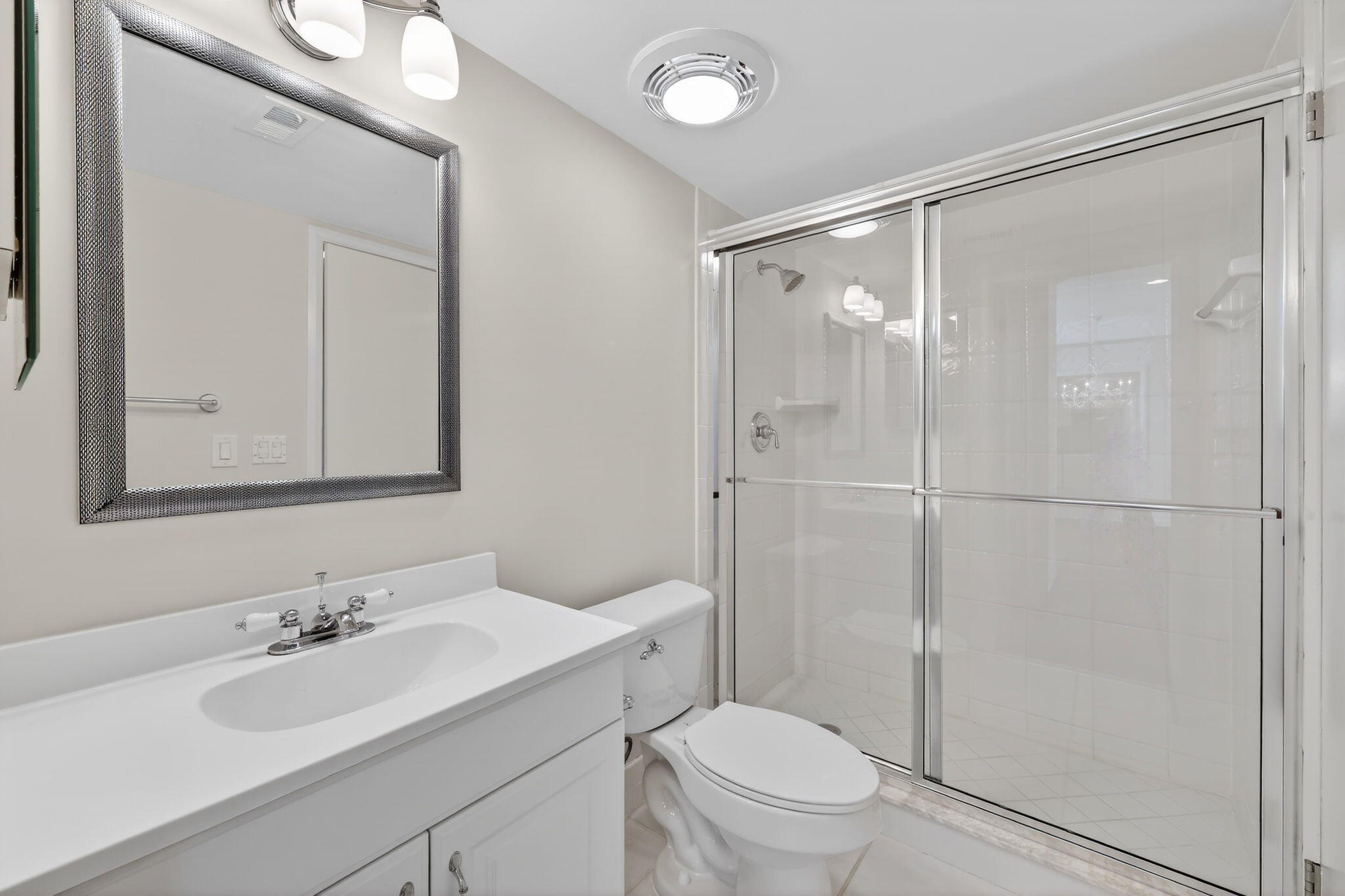 16 SE Turtle Crk #E Jupiter, FL 33469