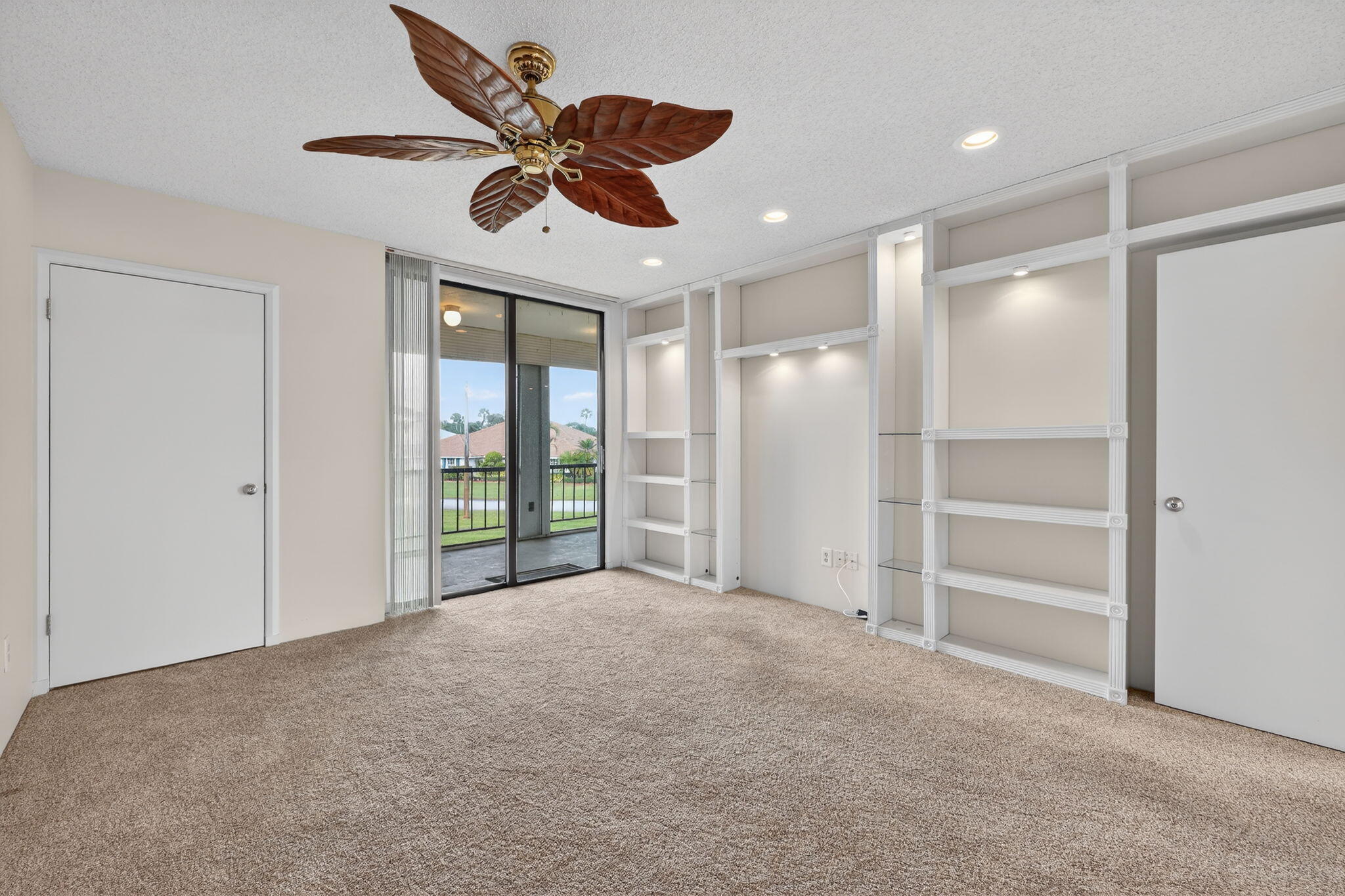 16 SE Turtle Crk #E Jupiter, FL 33469