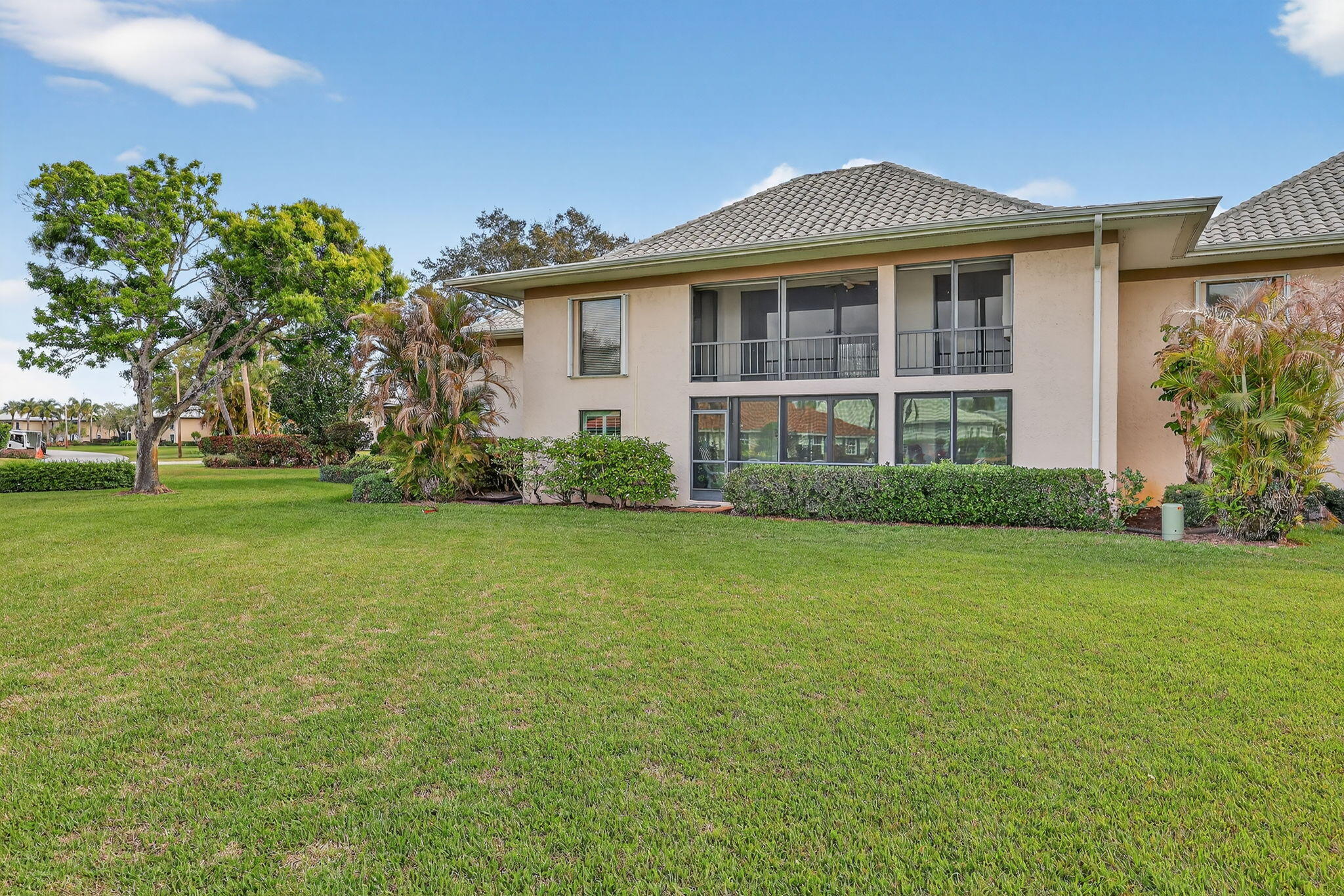 16 SE Turtle Crk #E Jupiter, FL 33469