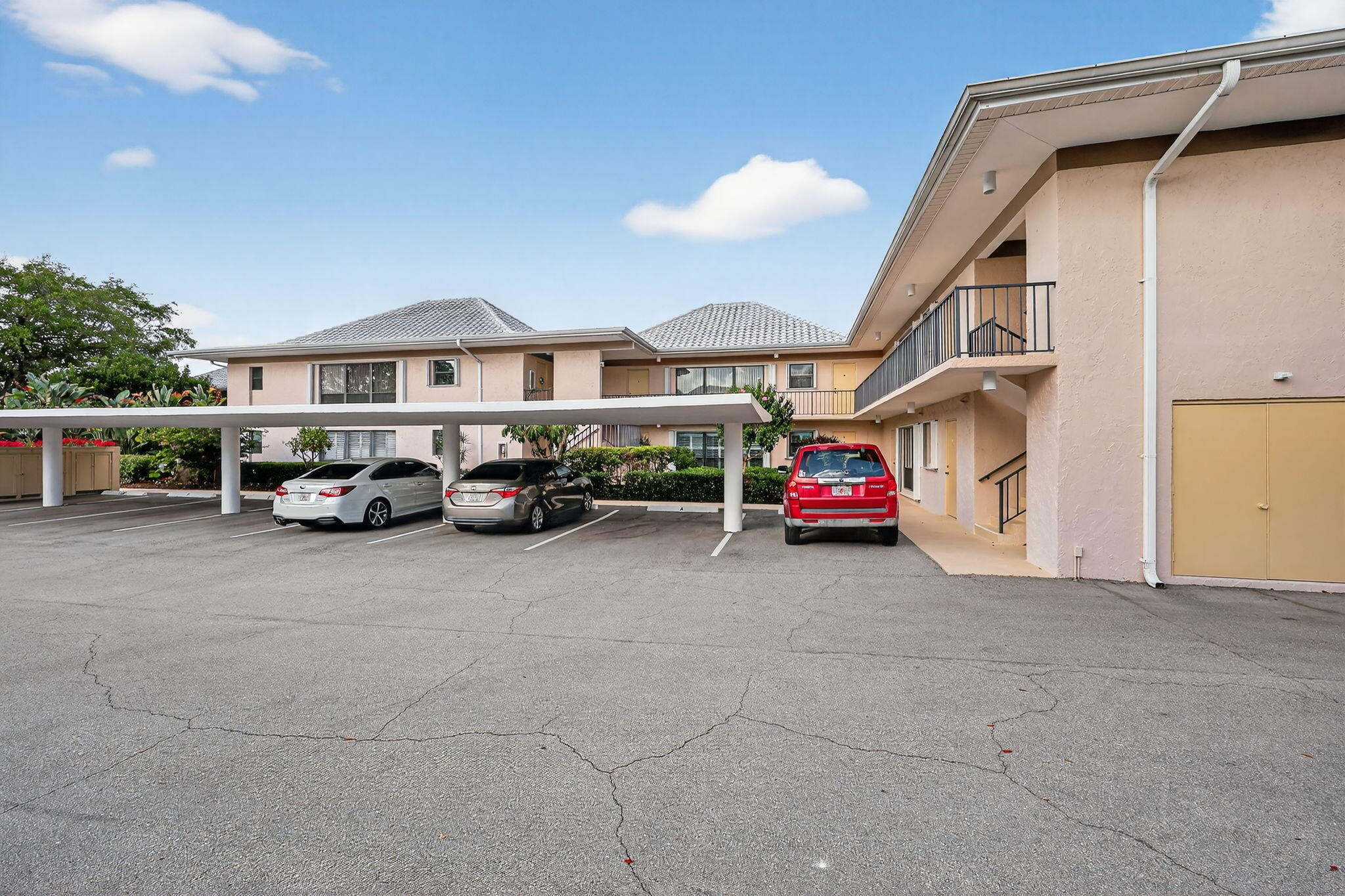 16 SE Turtle Crk #E Jupiter, FL 33469