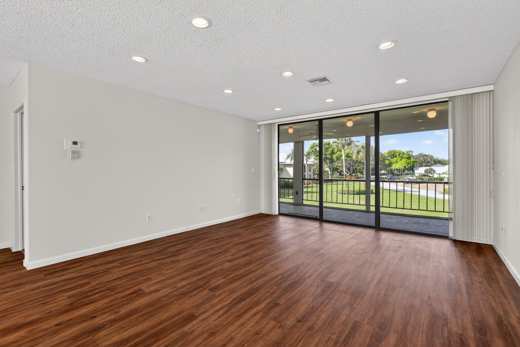 16 SE Turtle Crk #E Jupiter, FL 33469