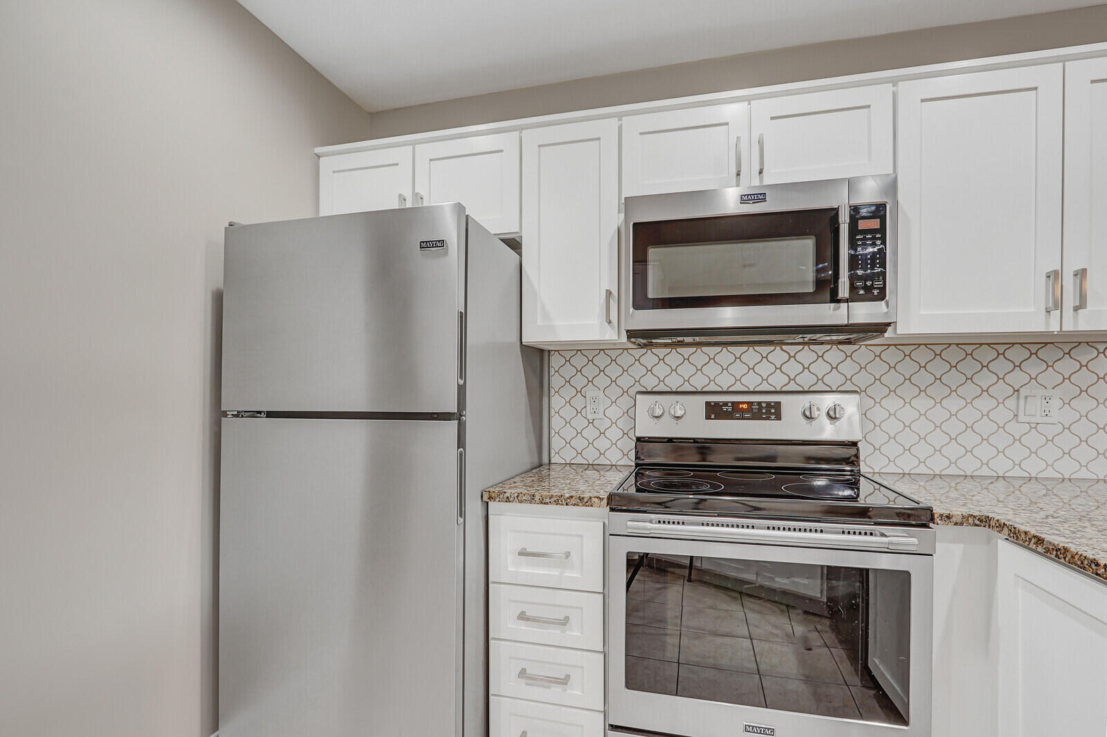 1605 S Us Hwy 1 #106v5 Jupiter, FL 33477