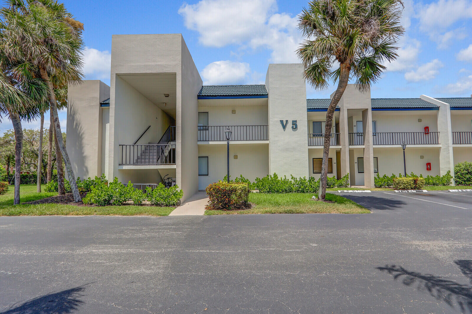 1605 S Us Hwy 1 #106v5 Jupiter, FL 33477