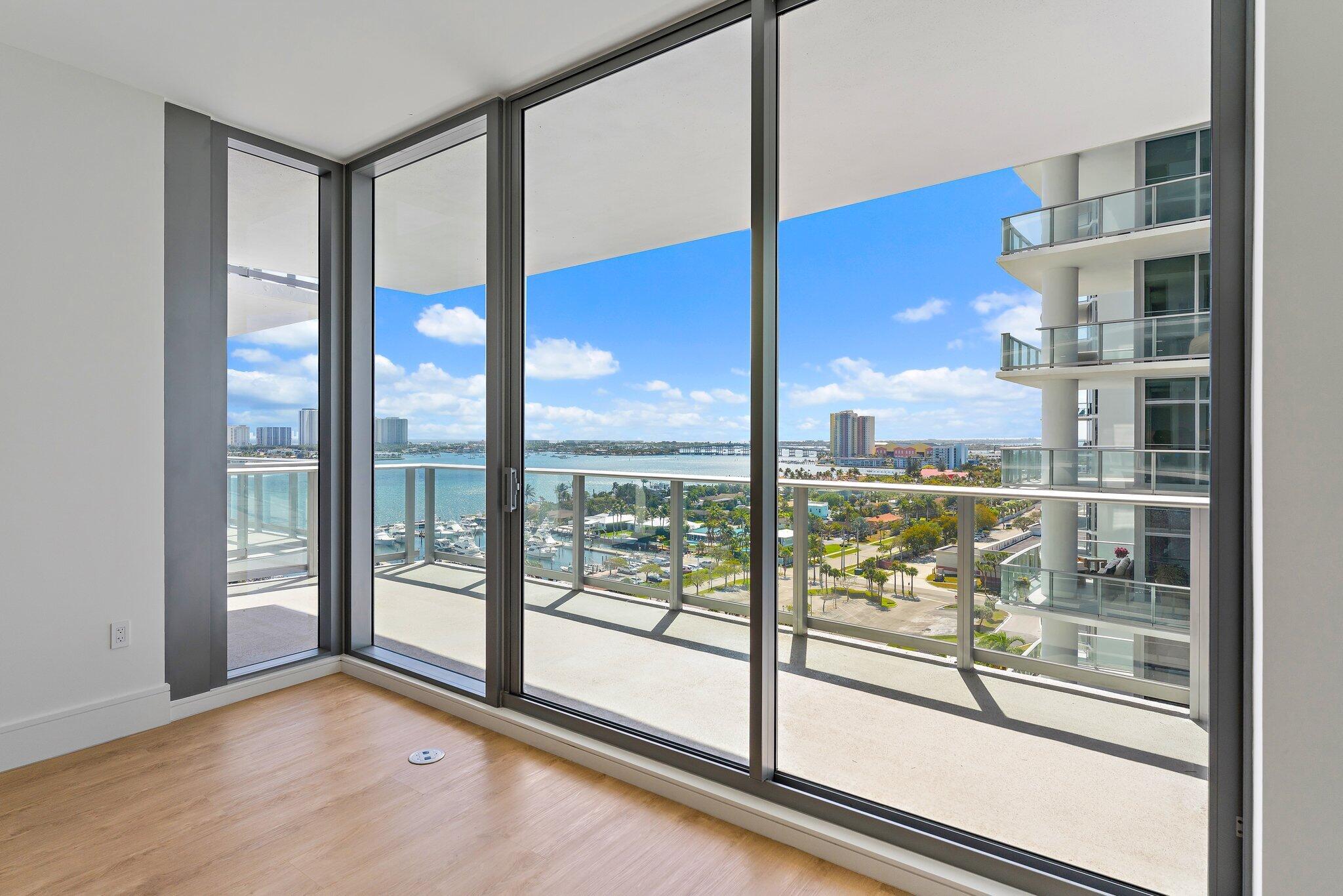 220 Lake Shr #1219 Lake Park, FL 33403