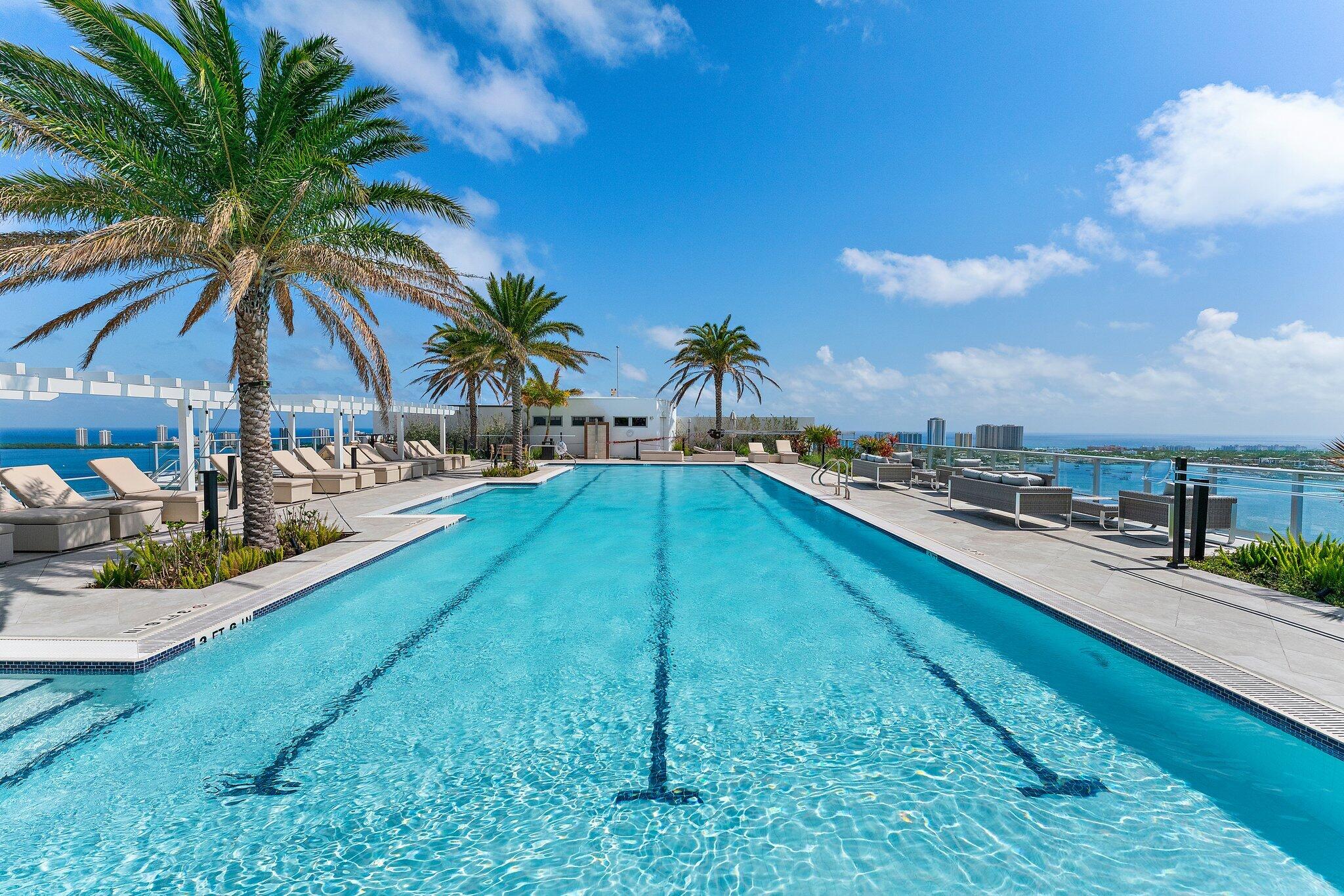 220 Lake Shr #1219 Lake Park, FL 33403