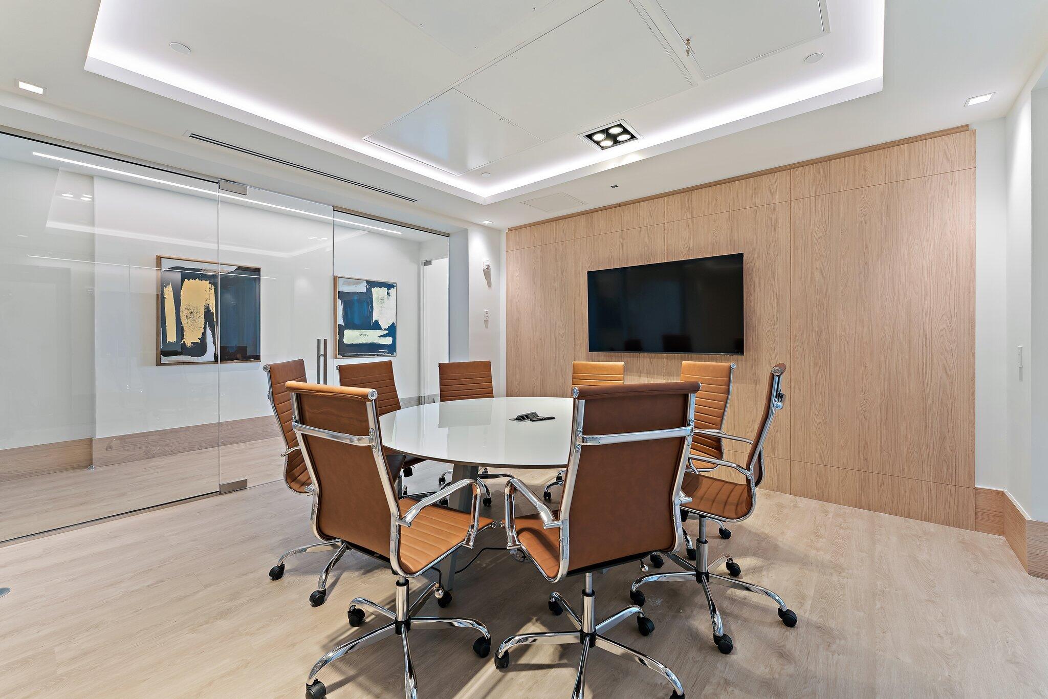 220 Lake Shr #1219 Lake Park, FL 33403