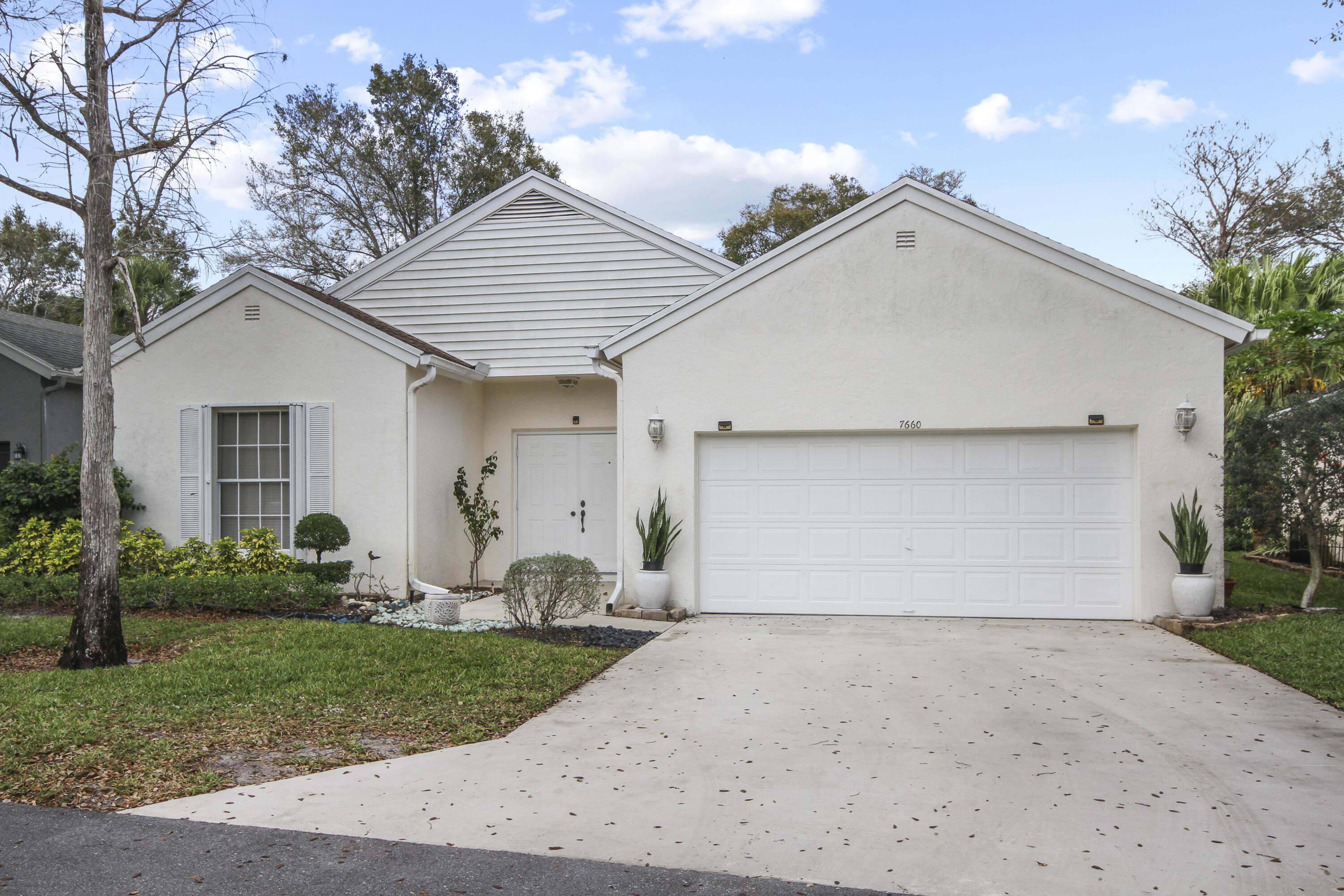 7660 Kings Ride Boynton Beach, FL 33436