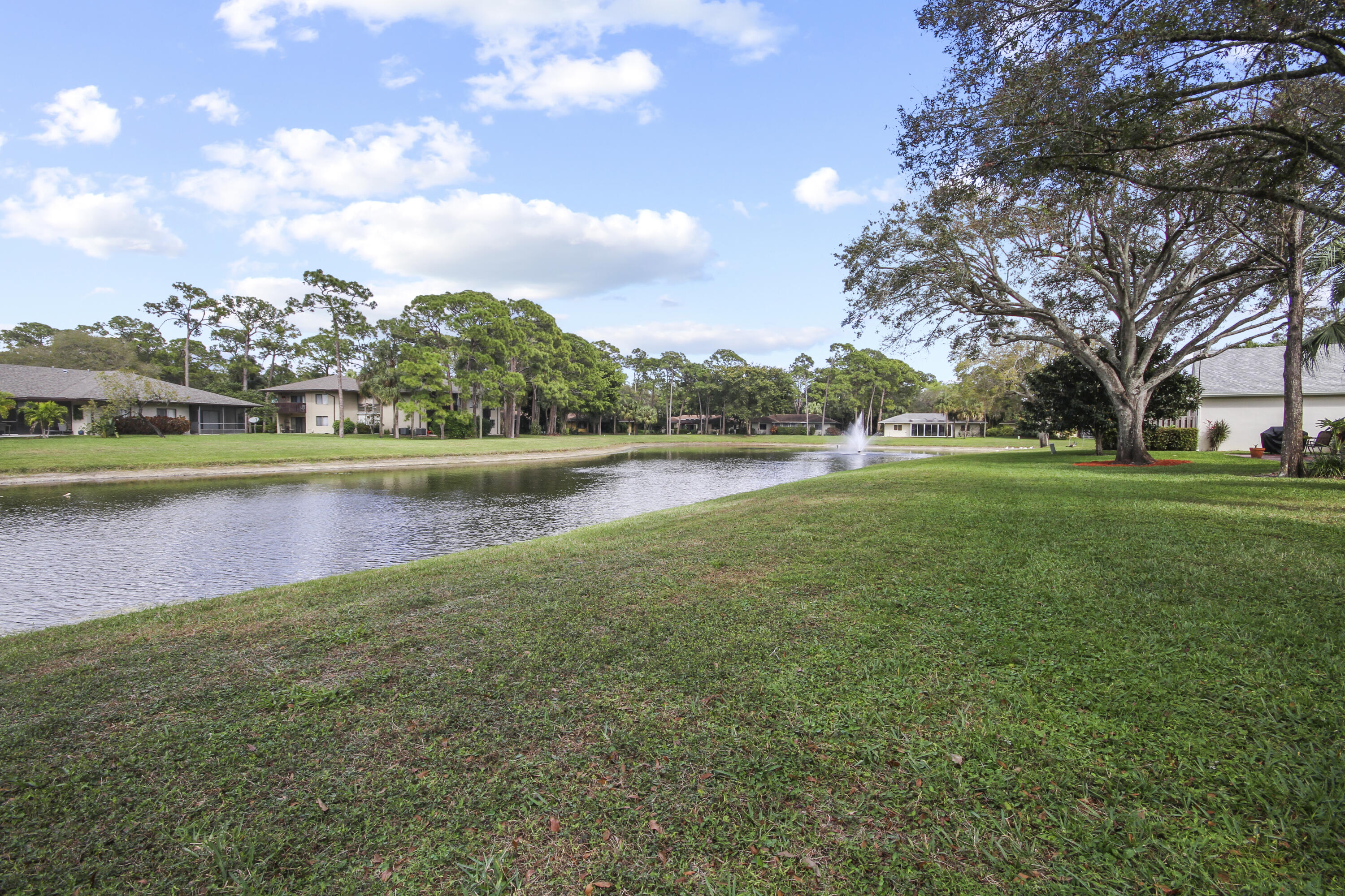 7660 Kings Ride Boynton Beach, FL 33436