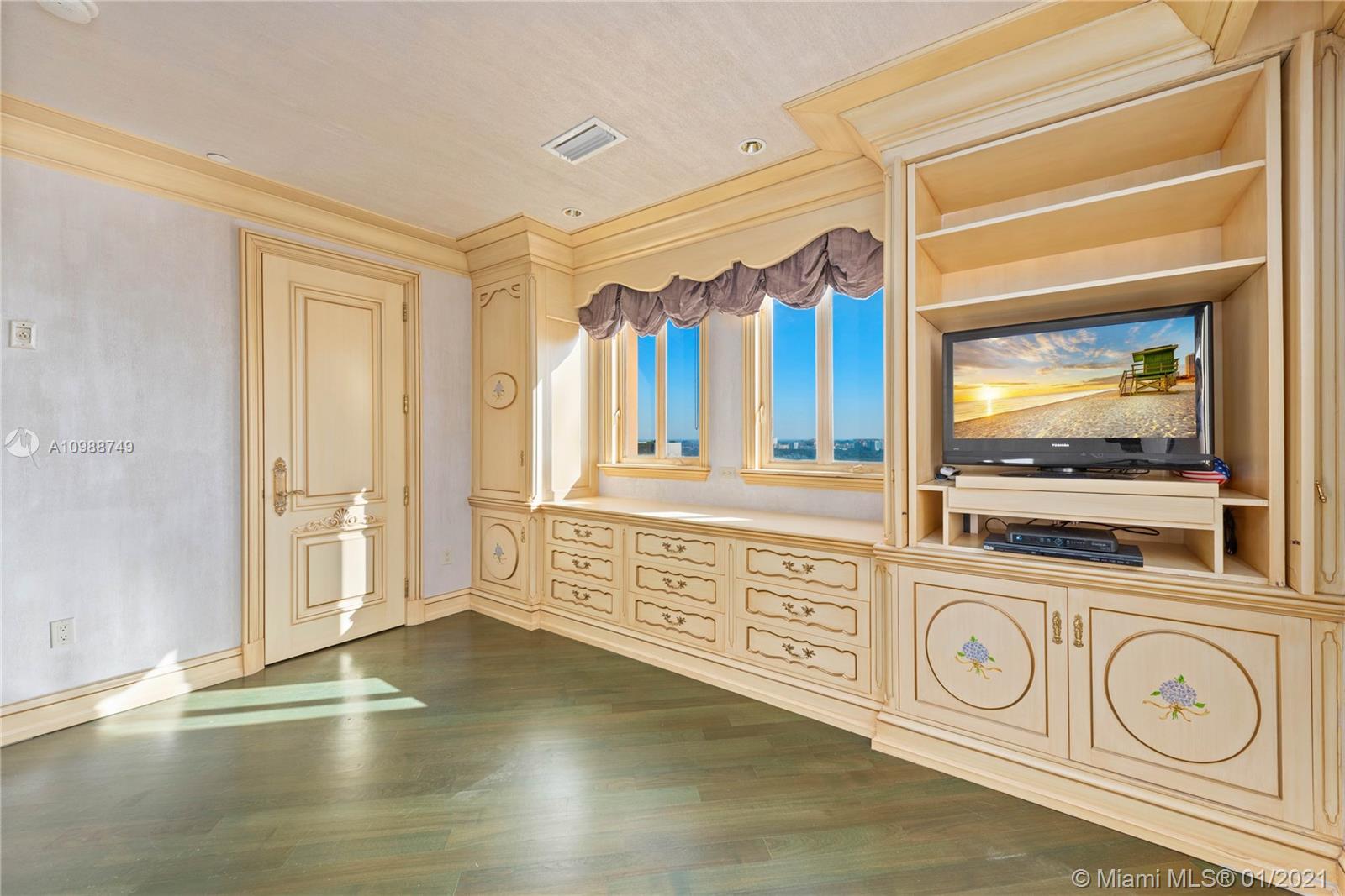 600 Coral Way #PH-015 Coral Gables, FL 33134