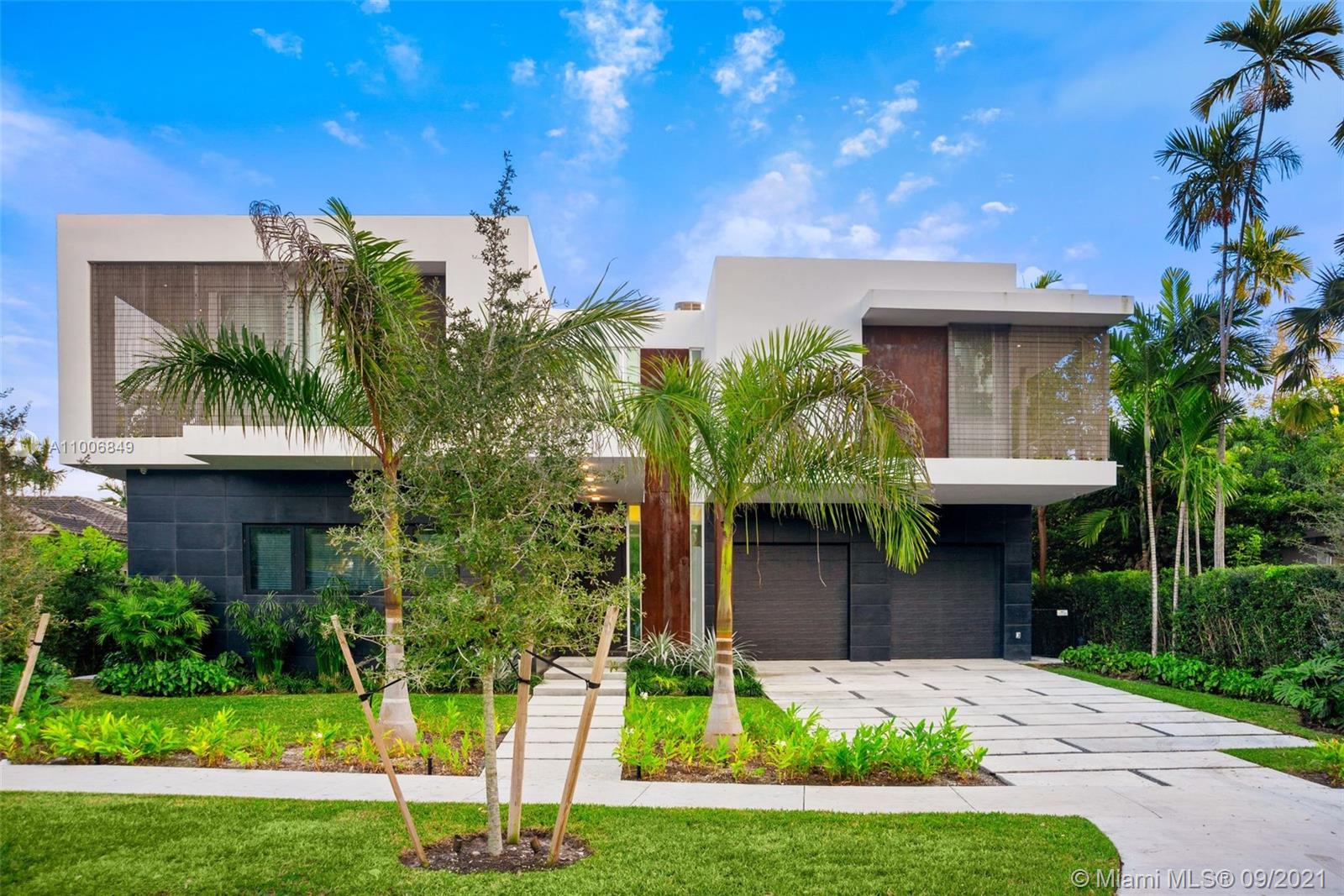 30 Bay Heights Dr Miami, FL 33133