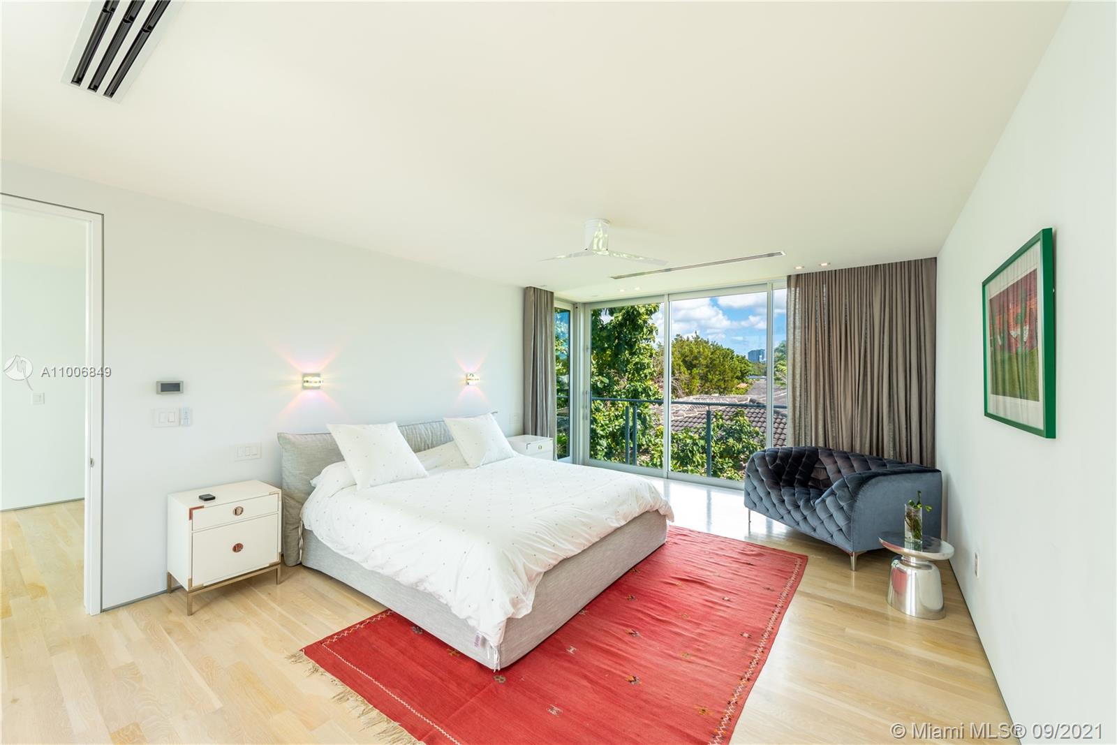 30 Bay Heights Dr Miami, FL 33133