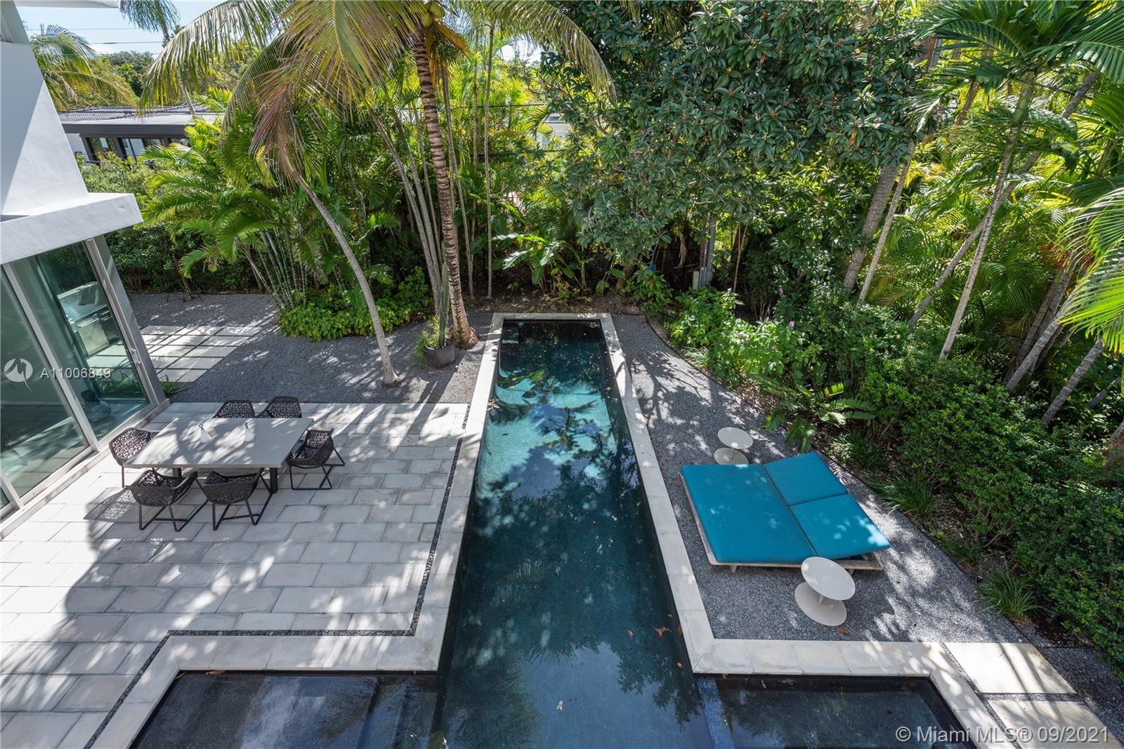 30 Bay Heights Dr Miami, FL 33133