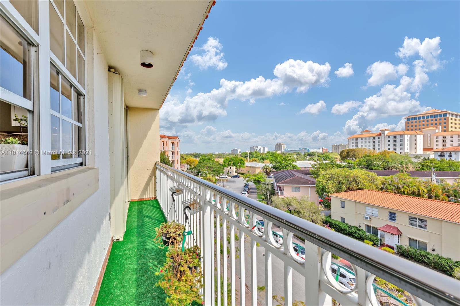 37 Majorca Ave #501 Coral Gables, FL 33134