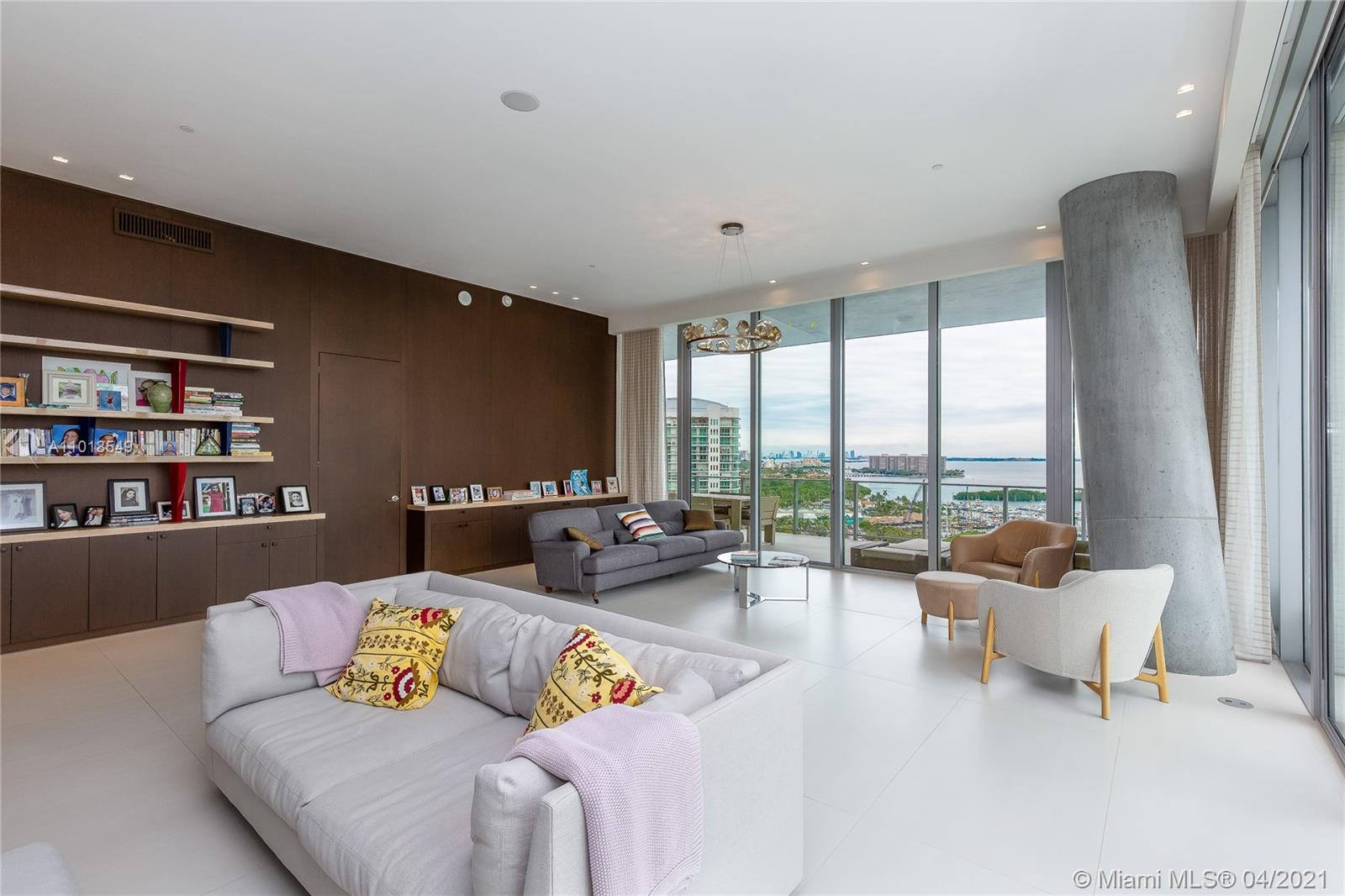 2669 S Bayshore Dr #1501N Miami, FL 33133