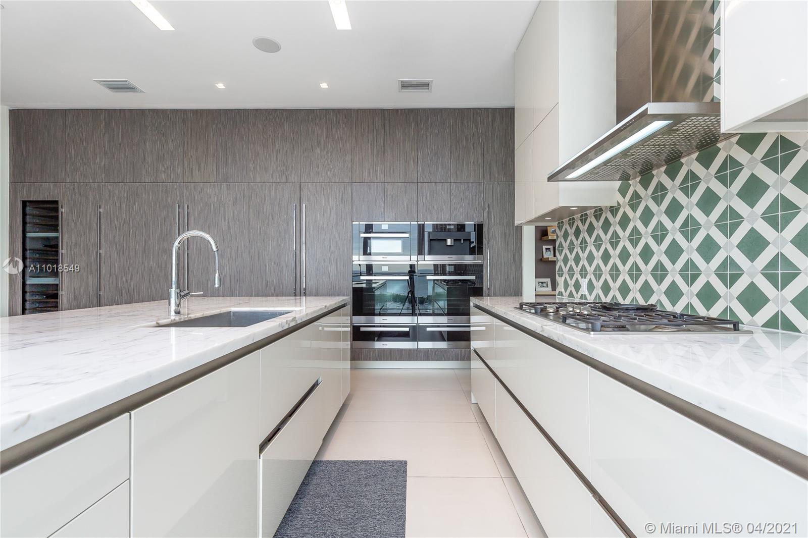 2669 S Bayshore Dr #1501N Miami, FL 33133