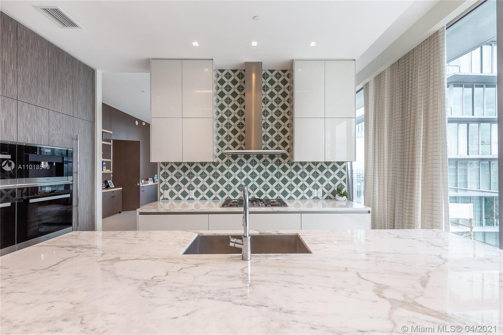 2669 S Bayshore Dr #1501N Miami, FL 33133