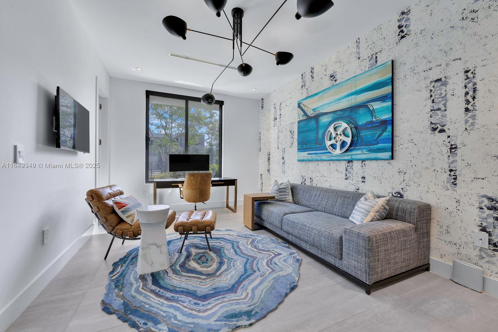 7900 SW 54th Ave Miami, FL 33143