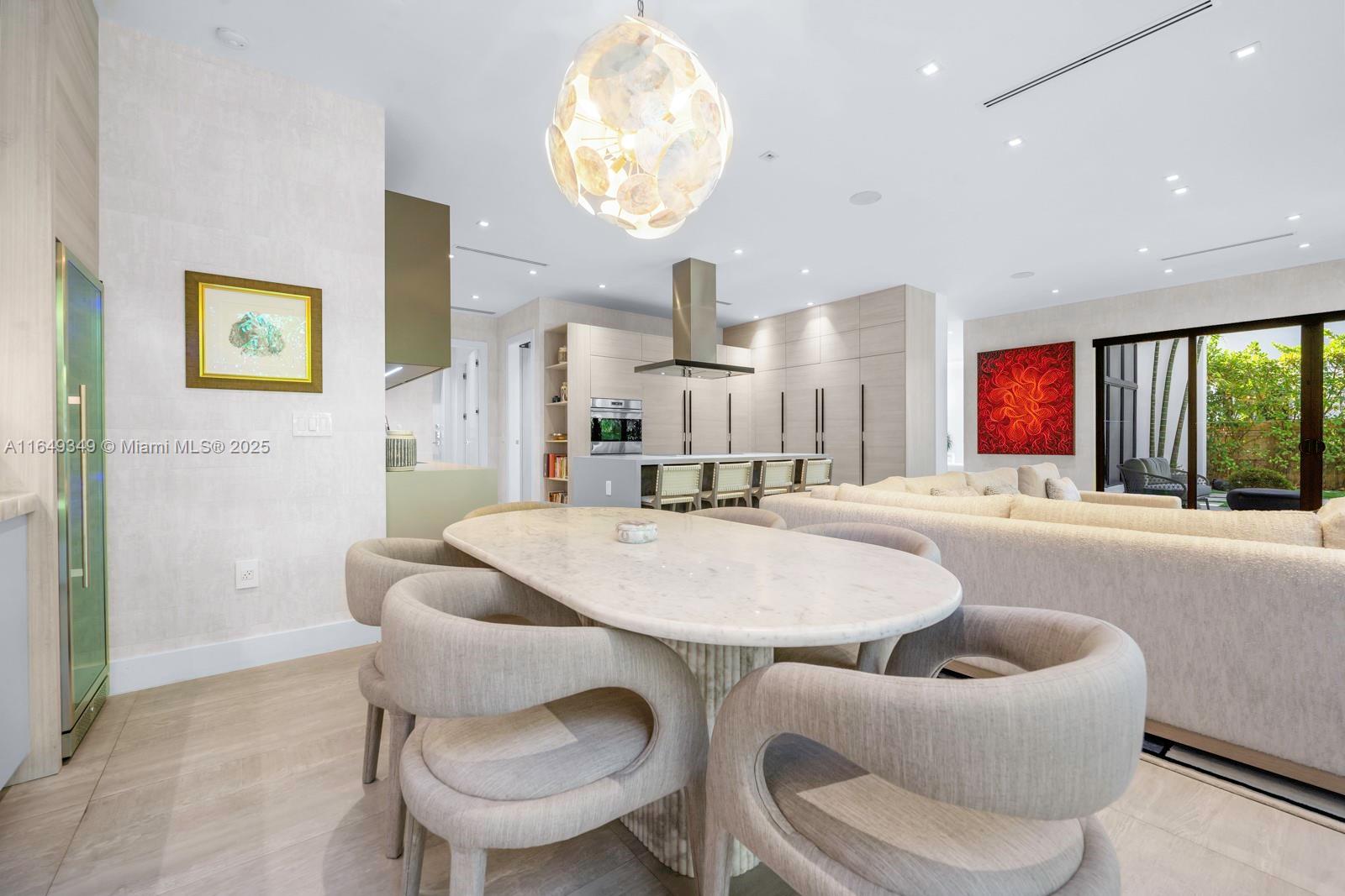 7900 SW 54th Ave Miami, FL 33143