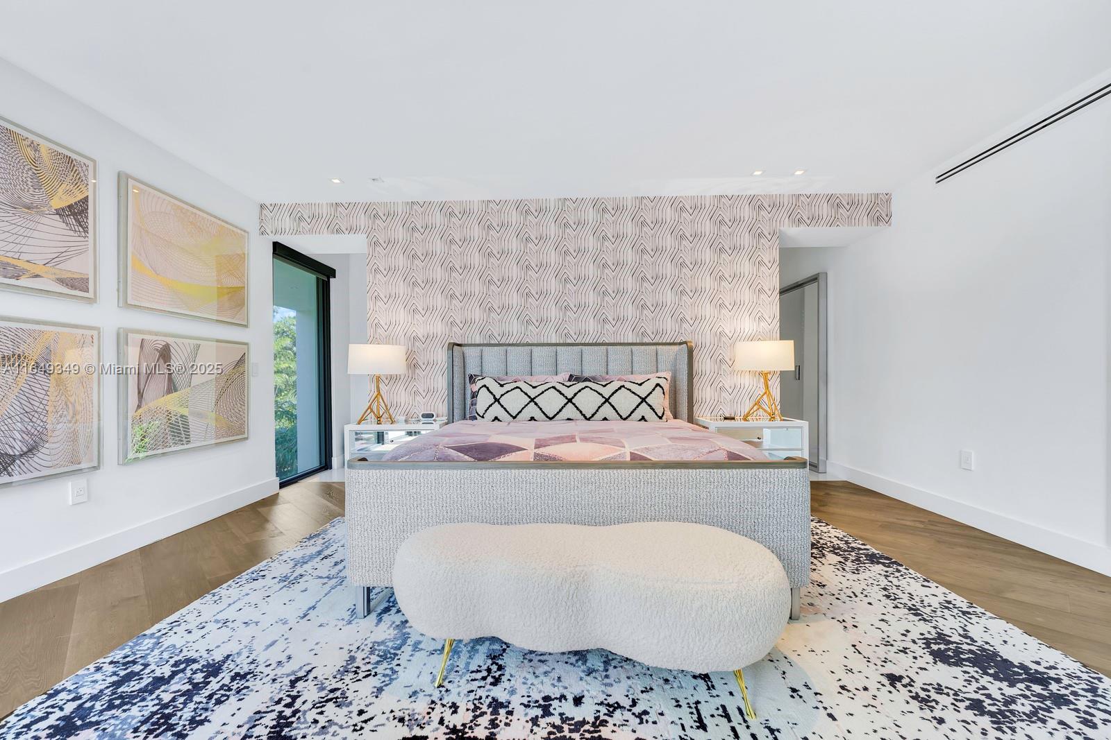 7900 SW 54th Ave Miami, FL 33143