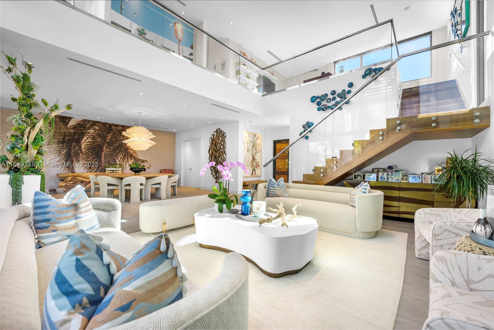 7900 SW 54th Ave Miami, FL 33143