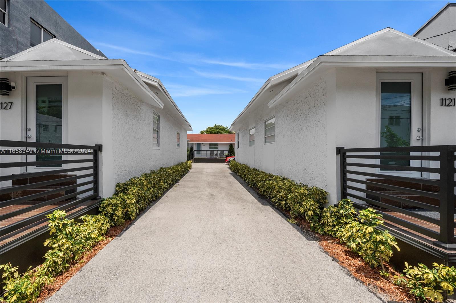 Duplex / Quad Plex / Triplex