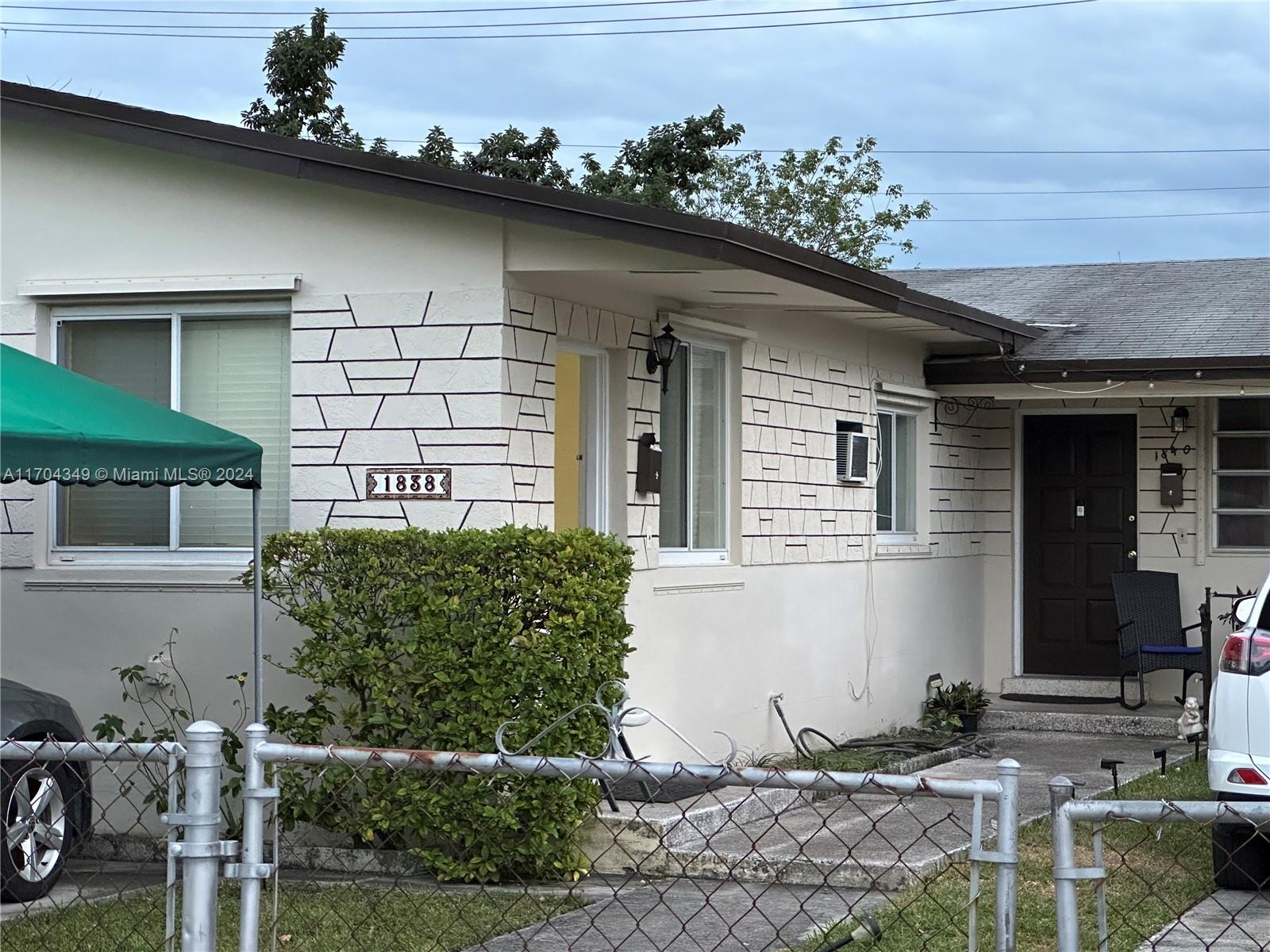 1838 NW 18th St,Miami, FL 33125