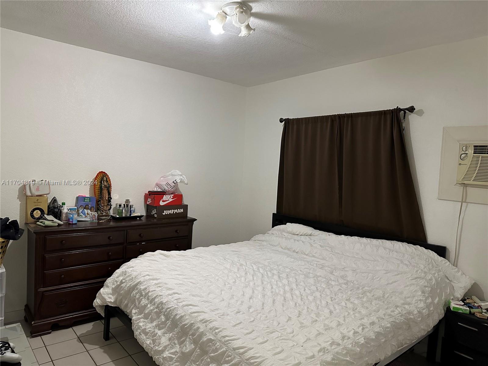 1838 NW 18th St,Miami, FL 33125